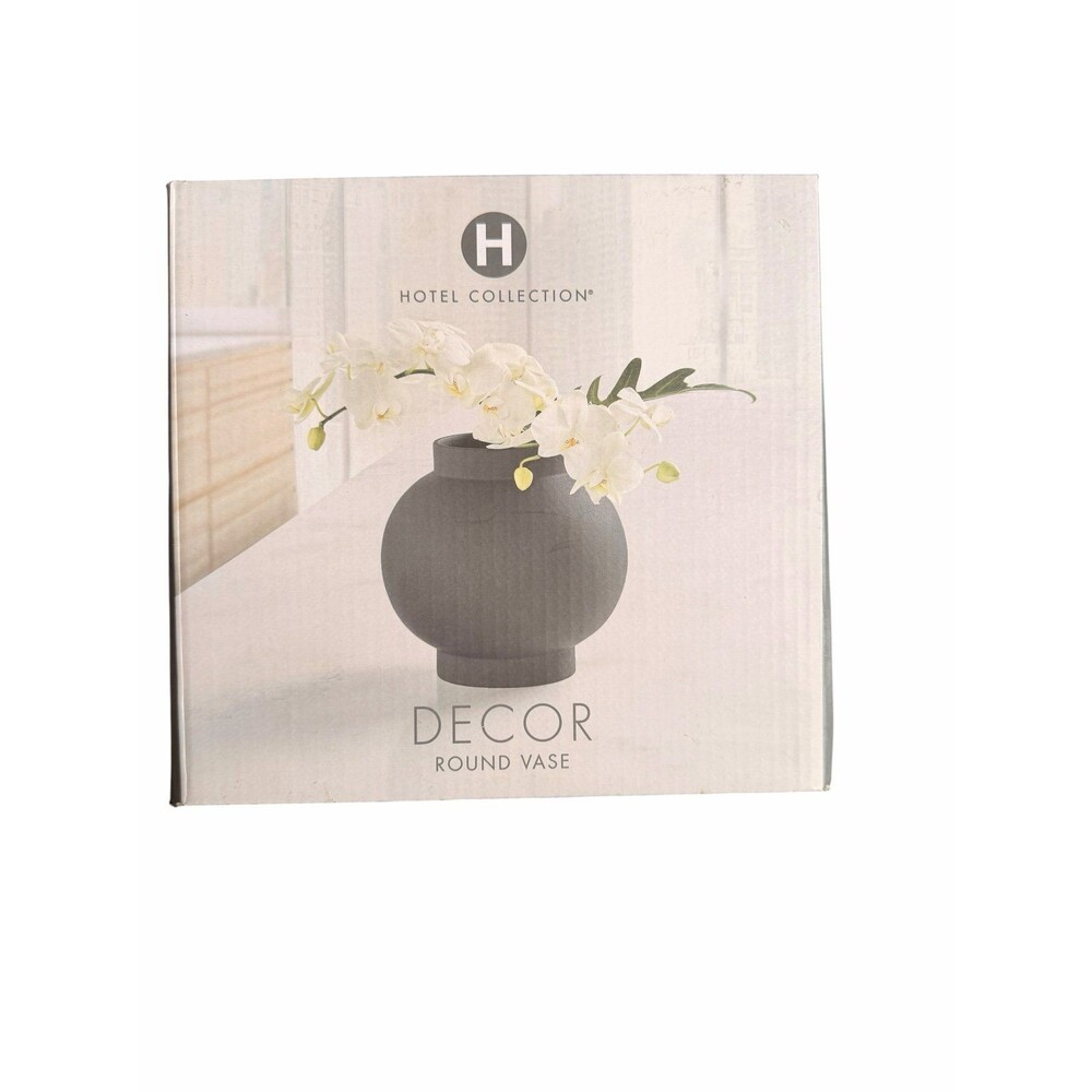 New Hotel Collection black porcelain rounded round decor vase